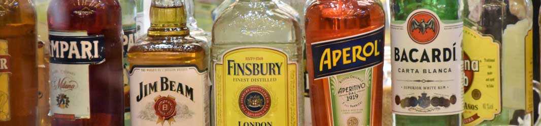 Schnäpse und Liköre